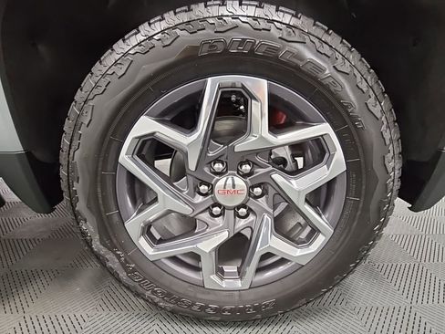 New 2026 GMC Sierra 1500 SLT w/ SLT Premium Plus Package image 46