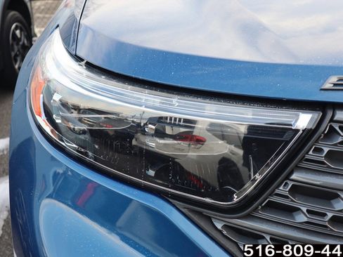 Used 2022 Ford Explorer XLT w/ Equipment Group 202A image 22