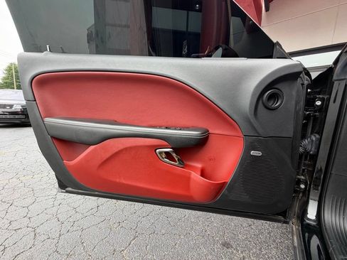 Used 2019 Dodge Challenger SRT Hellcat w/ Laguna Leather Package RWD image 16