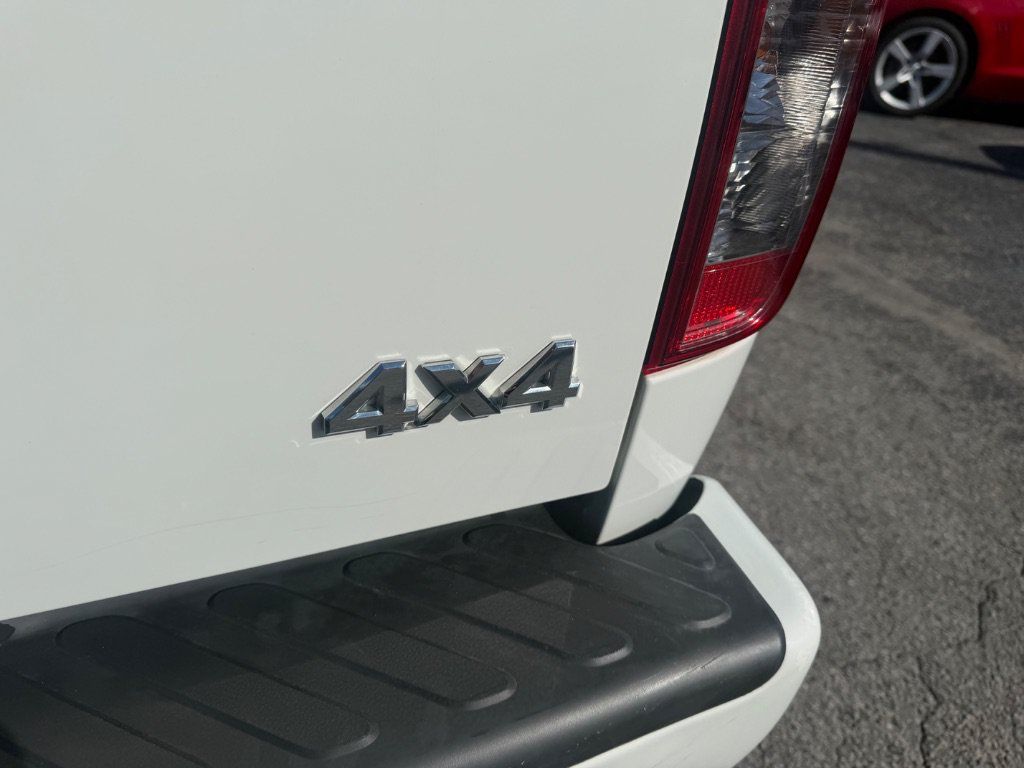 Used 2021 Nissan Frontier S AWD/4WD image 36