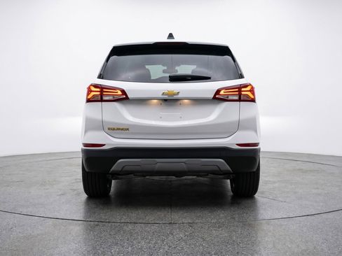 Used 2025 Chevrolet Equinox LT FWD image 7