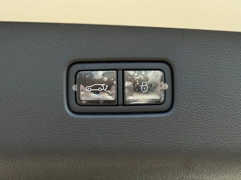 New 2026 Genesis GV70 2.5T image 16