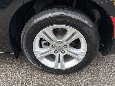 Used 2023 Dodge Charger SXT image 10