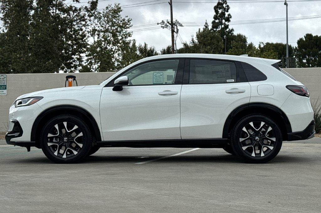 New 2027 Honda HR-V EX-L image 10