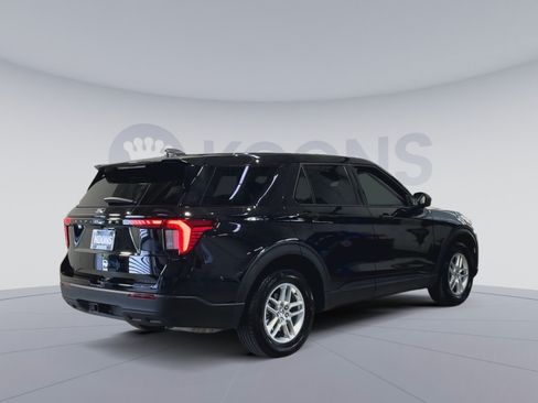 Used 2026 Ford Explorer Active RWD image 11