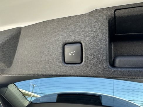 Used 2021 Ford Escape SE w/ Convenience Package image 37