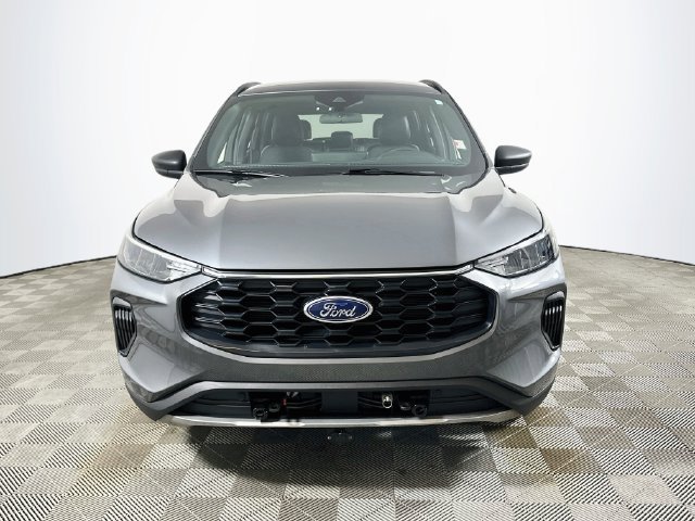 Used 2025 Ford Escape ST-Line w/ Equipment Group 301A FWD image 8