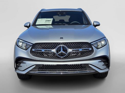 New 2025 Mercedes-Benz GLC 300 image 9