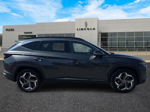 Used 2024 Hyundai Tucson Limited image 2
