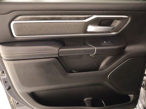 Used 2020 RAM 1500 Big Horn AWD/4WD image 15