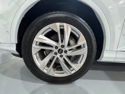 Used 2023 Audi Q7 2.0T Premium w/ Convenience Package image 60