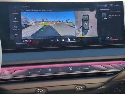 Used 2025 BMW X3 xDrive30i w/ Premium Package image 14