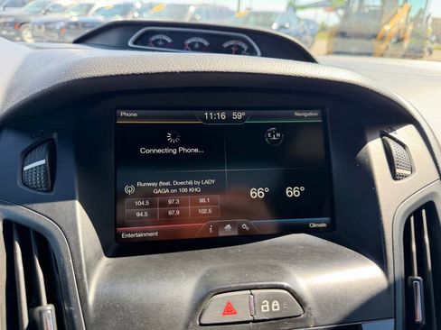 Used 2014 Ford Focus ST w/ Equipment Group 202A FWD image 23