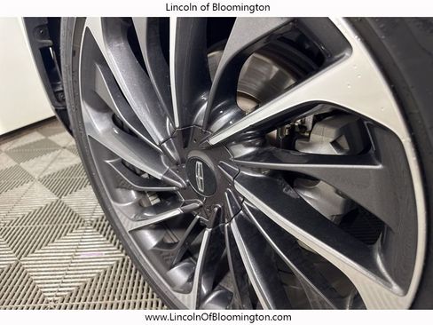 Certified 2025 Lincoln Aviator Reserve w/ Illumination Package image 72