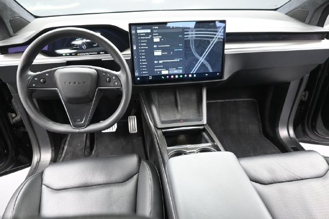 Used 2023 Tesla Model X Plaid AWD/4WD image 16