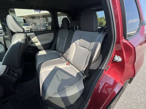 Used 2026 Subaru Forester Premium AWD/4WD image 26