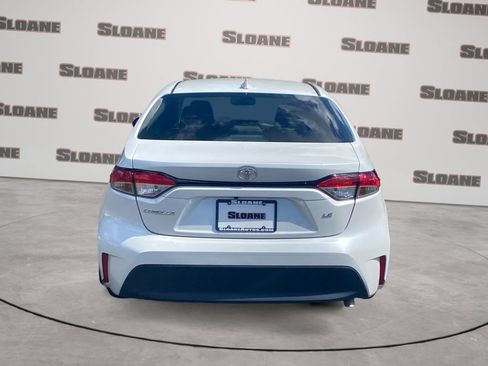 Used 2025 Toyota Corolla LE FWD image 4