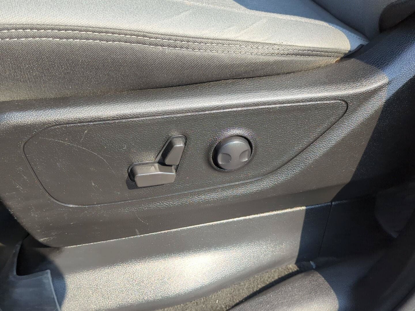 Used 2022 RAM 1500 Big Horn AWD/4WD image 12