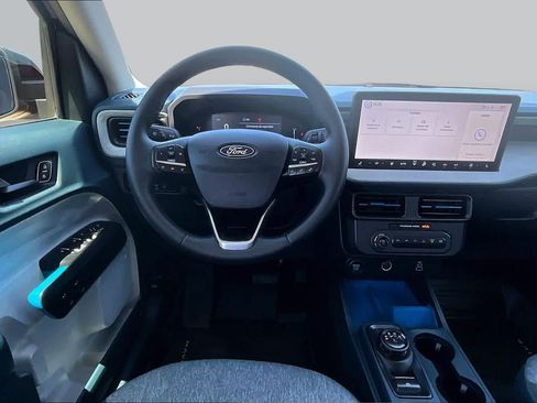 Used 2025 Ford Maverick XLT w/ XLT Luxury Package FWD image 6