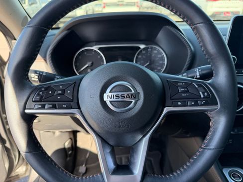 Used 2021 Nissan Sentra SR FWD image 9