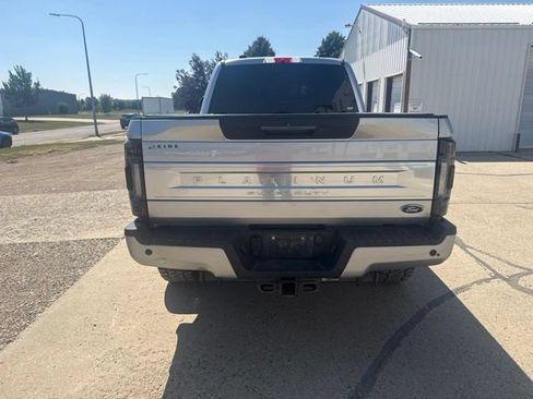 Used 2022 Ford F350 Platinum AWD/4WD image 10