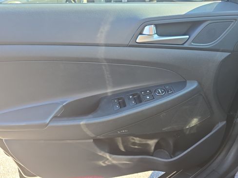 Used 2020 Hyundai Tucson Sport w/ Cargo Package AWD/4WD image 26