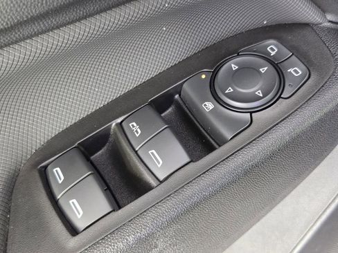 Used 2023 Chevrolet Equinox RS w/ RS Leather Package image 25