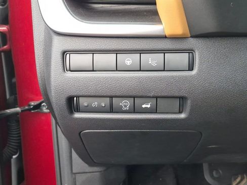 Used 2023 Nissan Rogue Platinum AWD/4WD image 18
