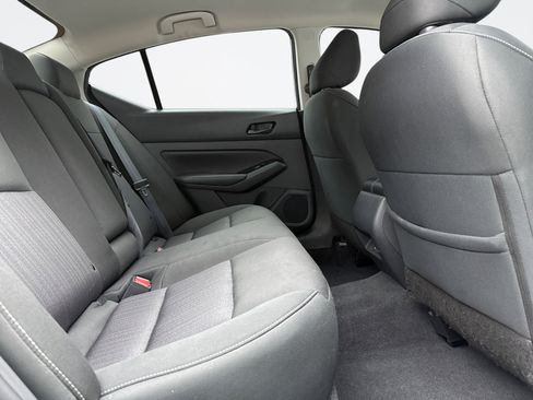 Used 2023 Nissan Altima 2.5 SV image 17