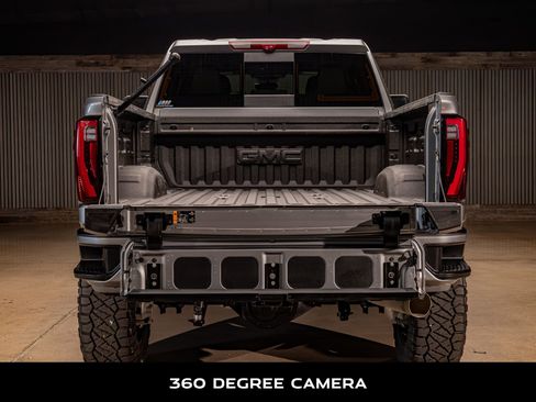 Used 2025 GMC Sierra 3500 Denali w/ Denali Reserve Package image 9