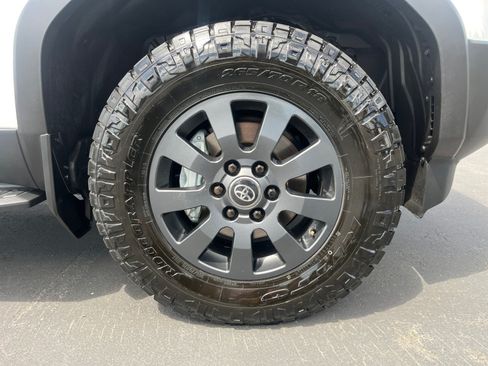 Certified 2027 Toyota Land Cruiser AWD/4WD image 31