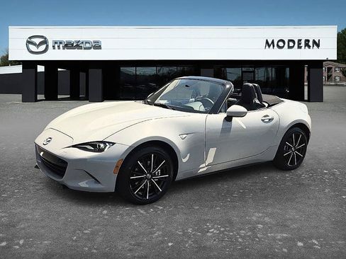 New 2026 MAZDA MX-5 Miata Grand Touring RWD image 36