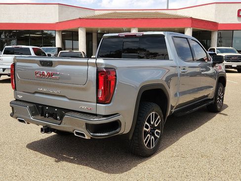 Used 2023 GMC Sierra 1500 AT4 w/ AT4 Premium Package AWD/4WD image 4
