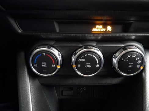 Used 2020 MAZDA CX-3 Sport image 33