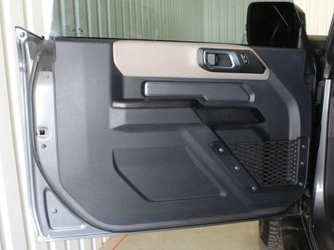 Used 2024 Ford Bronco Wildtrak AWD/4WD image 9