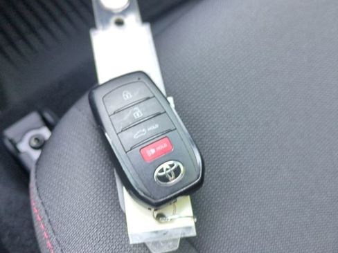 Used 2023 Toyota Corolla SE image 26