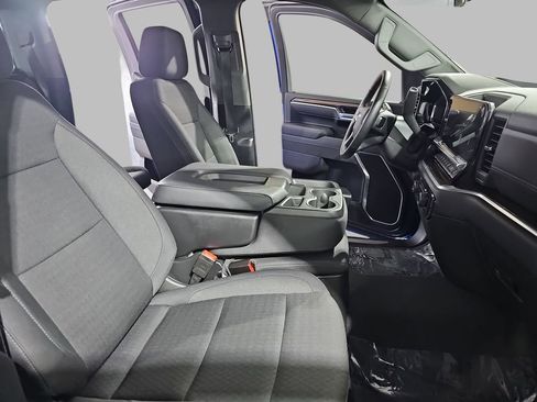 Certified 2025 Chevrolet Silverado 1500 LT image 13