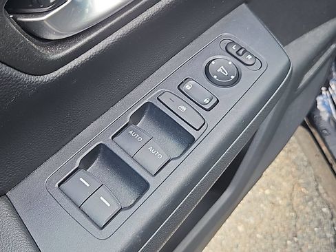 Used 2024 Honda CR-V EX image 24