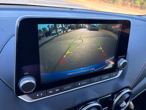 Used 2023 Nissan Sentra SR w/ Electronics Package image 17