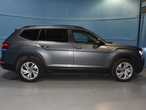 Used 2023 Volkswagen Atlas SE image 24
