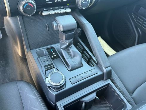 Used 2026 Toyota Tacoma SR AWD/4WD image 20