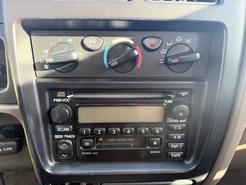 Used 2003 Toyota Tacoma PreRunner image 21