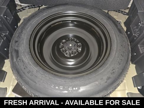 Used 2024 Nissan Murano SV w/ SV Midnight Edition Package image 14