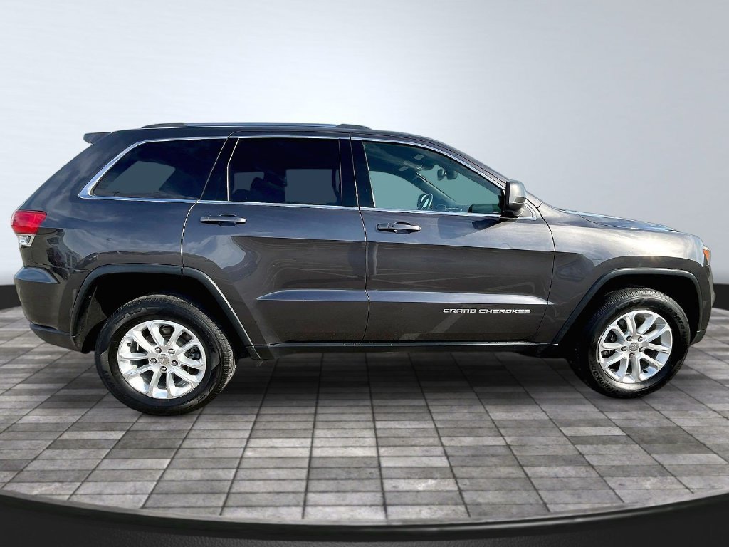 Used 2016 Jeep Grand Cherokee Laredo w/ Quick Order Package 23E AWD/4WD image 8
