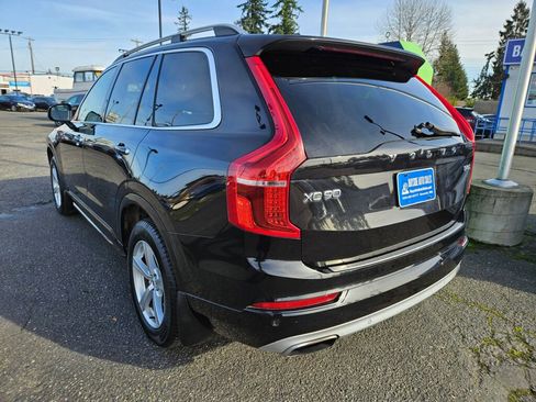 Used 2016 Volvo XC90 T5 Momentum image 3