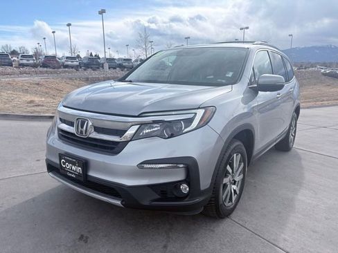 Used 2020 Honda Pilot EX image 3