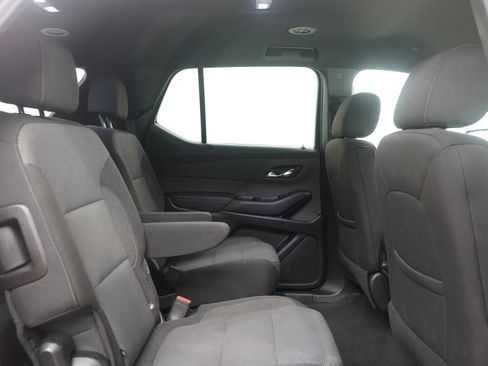Used 2023 Chevrolet Traverse LT w/ LPO, Floor Liner Package image 14