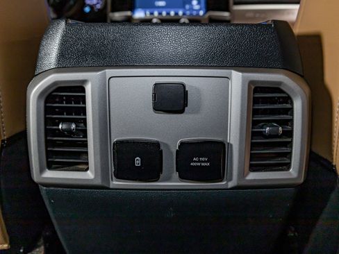 Used 2022 Ford F250 Lariat w/ Lariat Ultimate Package image 22