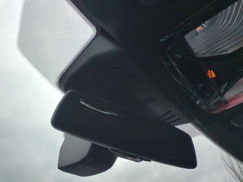 Certified 2025 BMW i4 xDrive40i w/ M Sport Package image 25