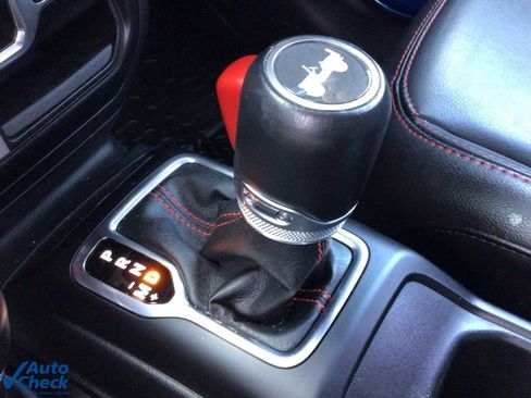 Used 2022 Jeep Wrangler Unlimited Rubicon image 27